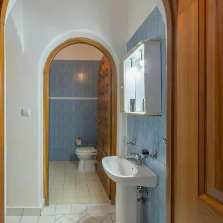 Maggano 3 Apartment Angairia